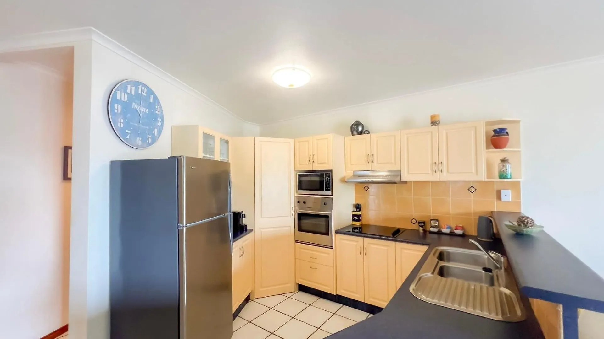La Riviera One - Coastal Lifestyle - Three Bedroom South Mission Beach Australia